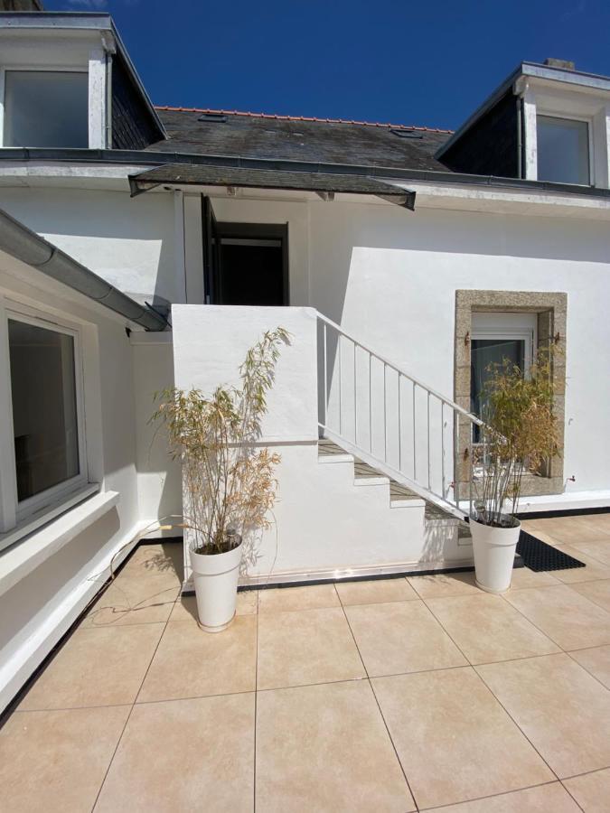 Votre Mini Maison En Plein Coeur Du Centre Ville -Terrasse - Et Parking Prive Sur Place Clos - Draps Et Menage Inclus Конкарно Екстериор снимка